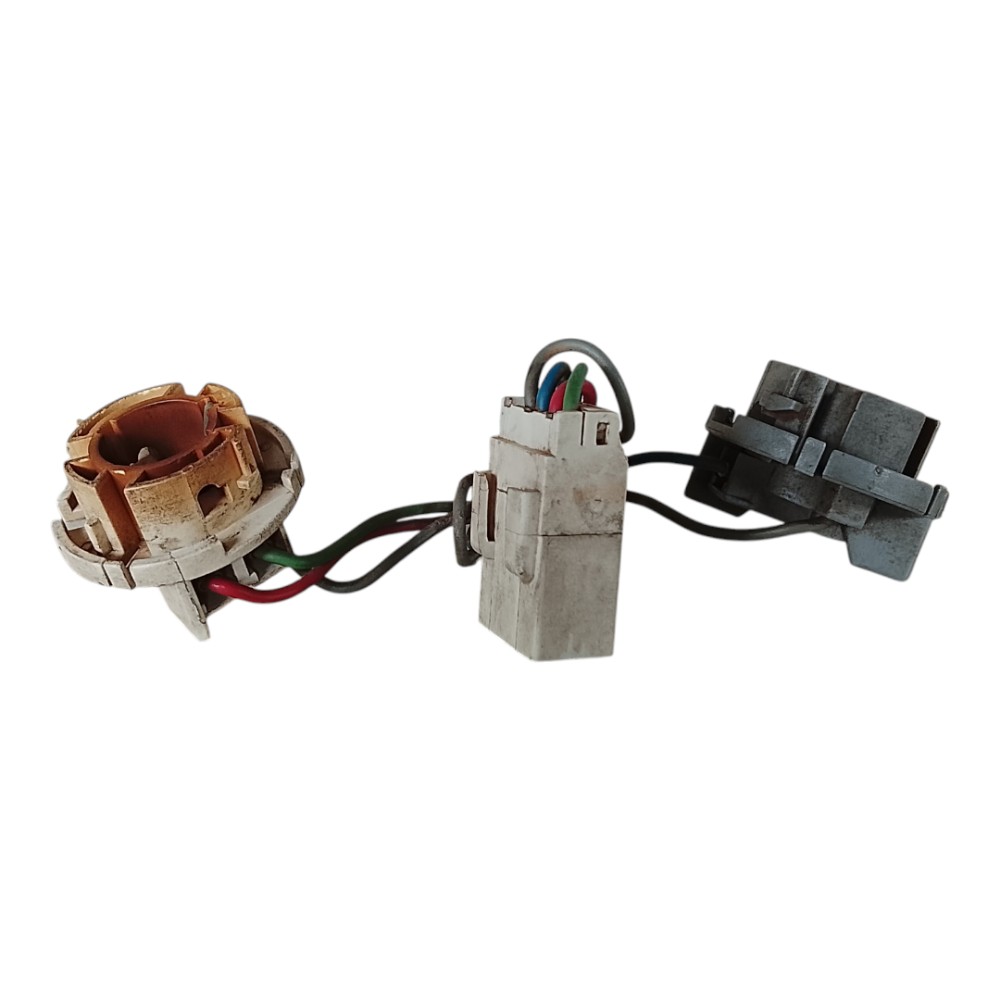 Soquete Elétrico Laterna Traseira Chevrolet Classic 2010 L E 3