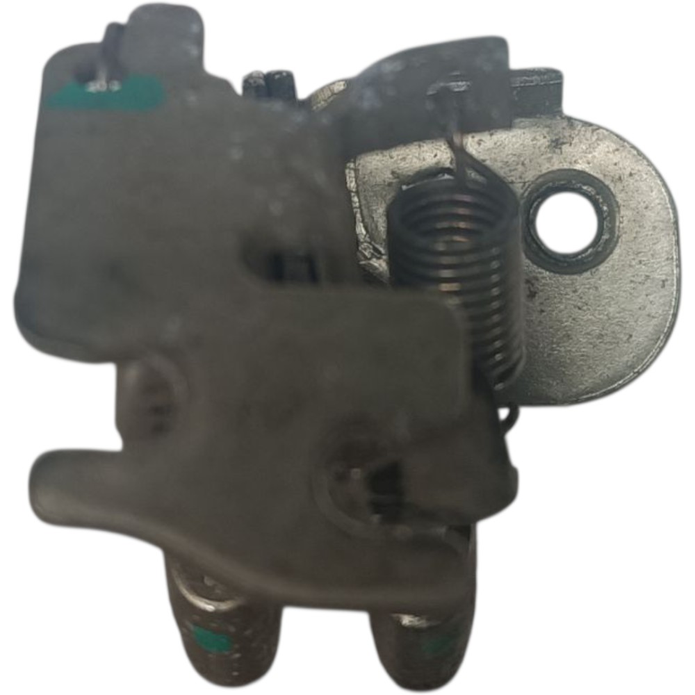 Puxador Abertura Tanque Porta Malas Toyota Etios 2015 2019 4