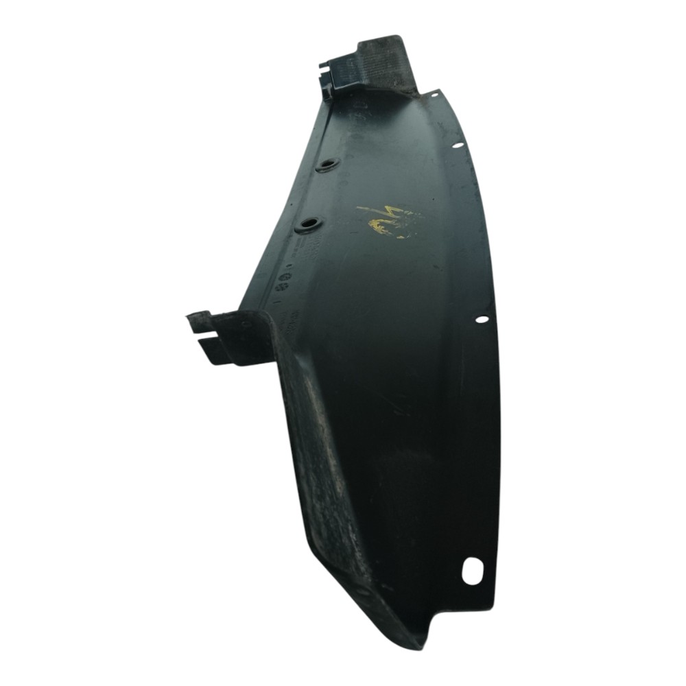 Acabamento Superior Do Radiador Volvo Xc40 2019 2023 3