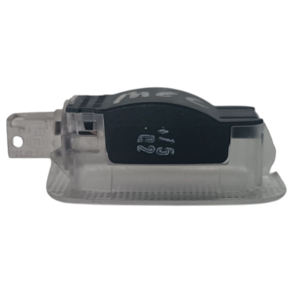 Luz Cortesia Quebra Sol Mercedes C180 2016 2019 Original 9