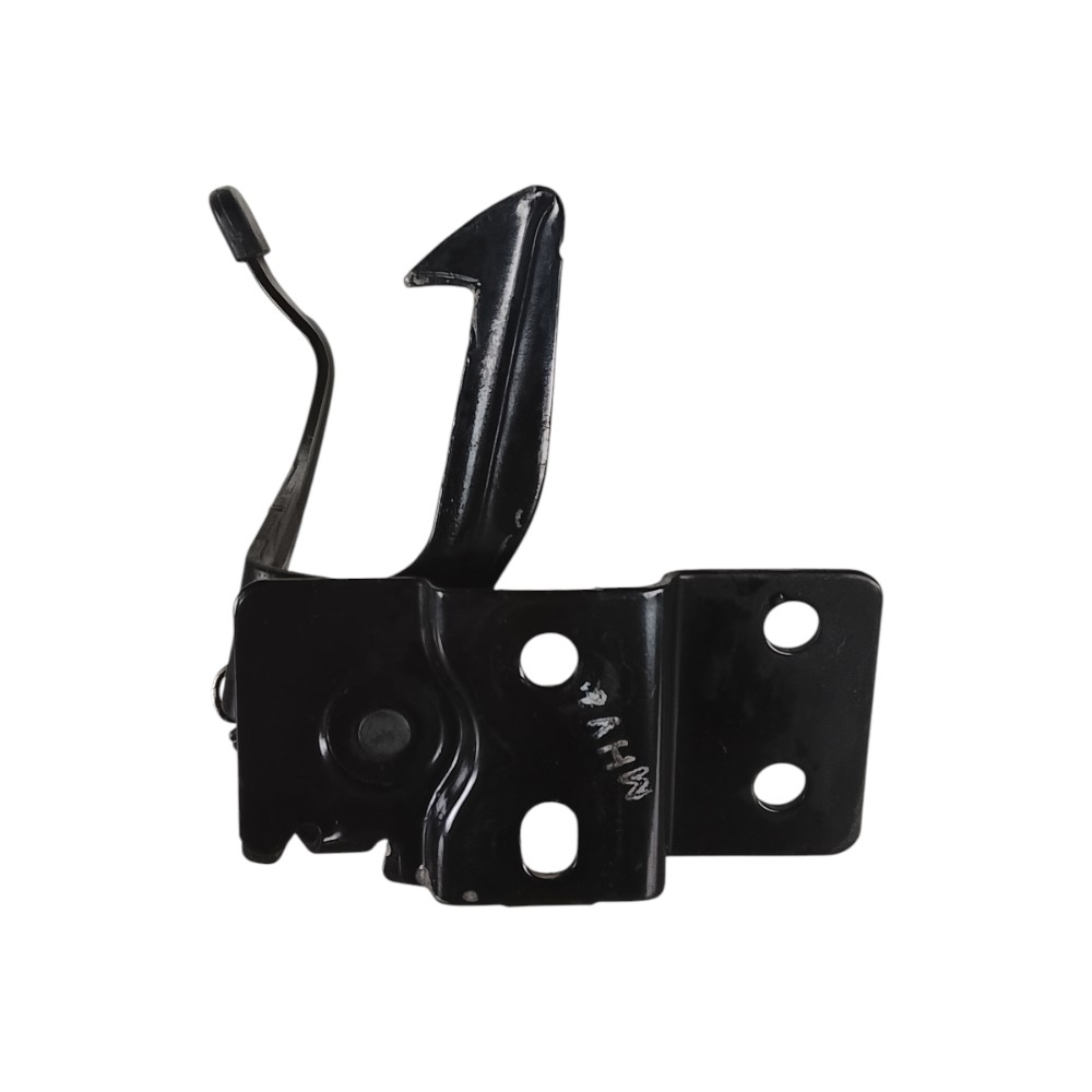 Suporte Trava Capo Nissan Versa 2012 2018 3