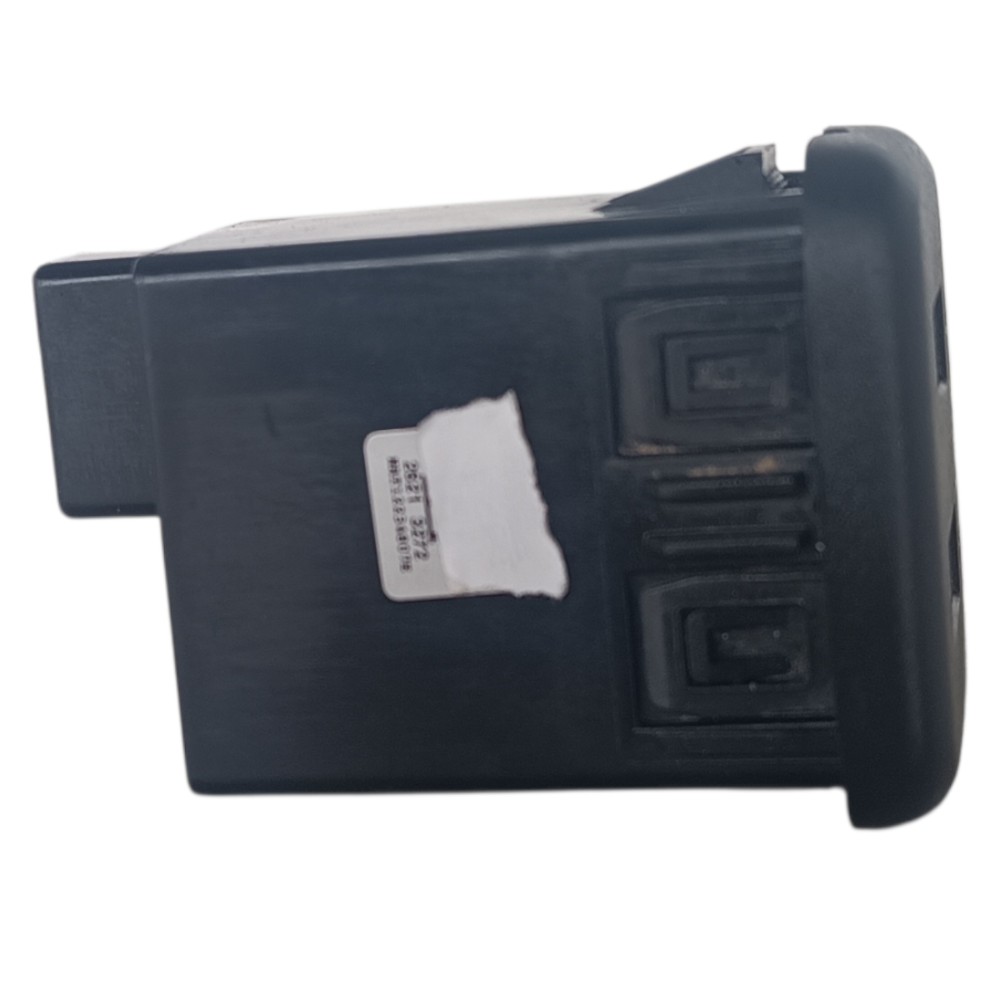 Entrada Auxiliar Usb Dupla Chevrolet Tracker 2023 2024 3