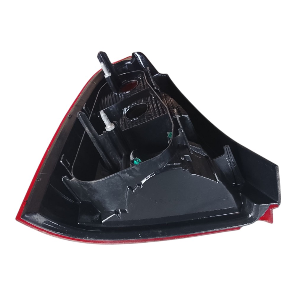 Laterna Traseira Direito Renault Logan 2010 2011 2012 2013 Direito/passageiro Vermelho 4