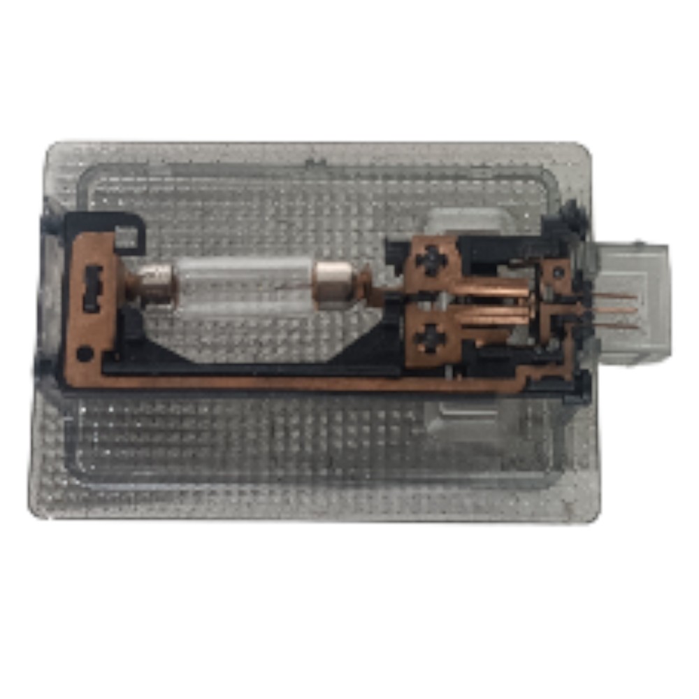 Lanterna Luz Teto Cortesia Chevrolet Tracker 2020 2023 4