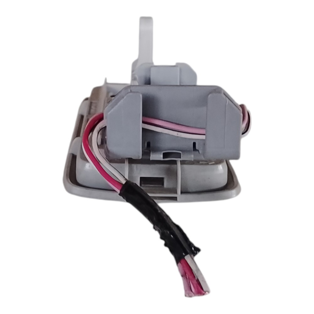 Luz interna quebra sol Toyota Corolla 2013