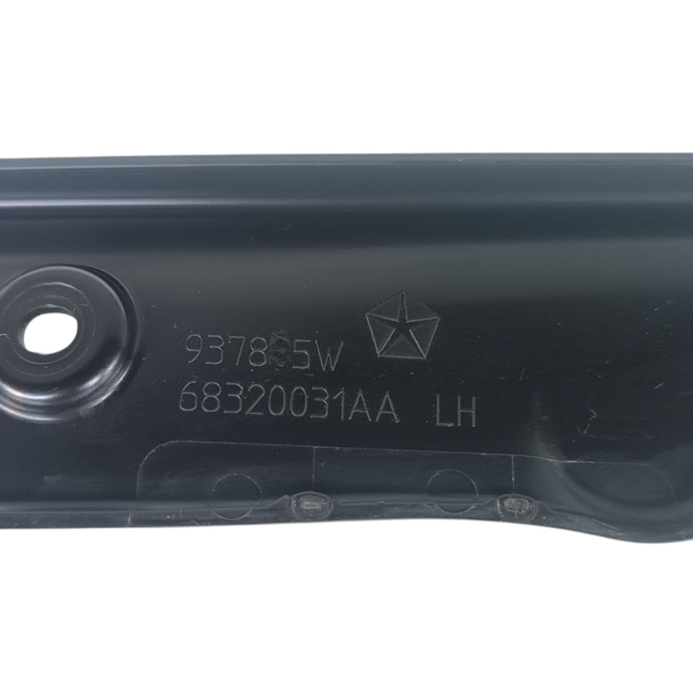 Moldura Interna Esquerda Tampa Traseira Compass 2016 2022 Preto 5