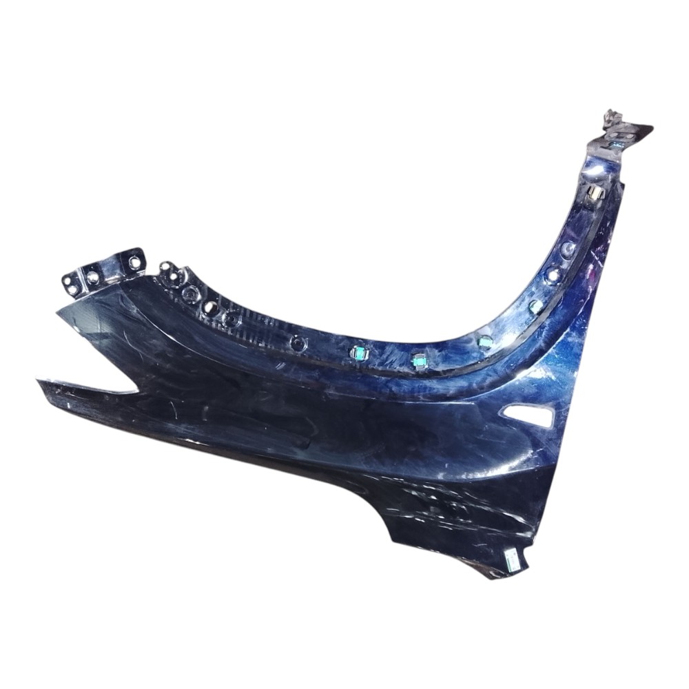 Paralama Diant Direito C/ Furo Para Pisca Tracker 2021 2024 Direito