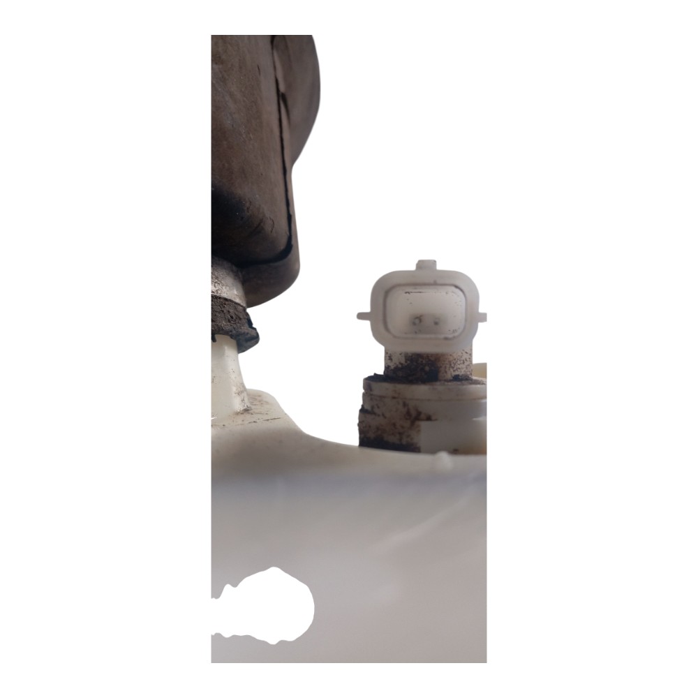 Reservatorio Partida Frio Agua Parabrisa Logan Sandero 6