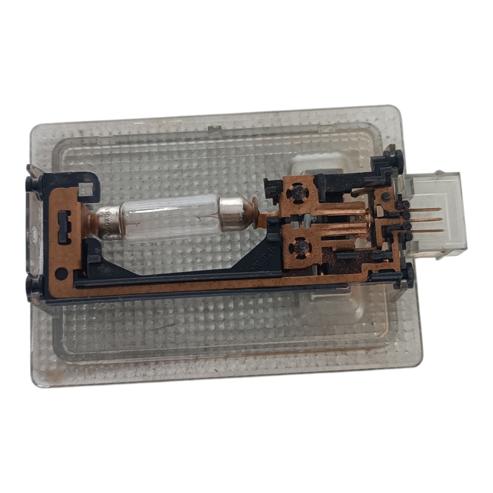 Luz Lanterna Teto Cortesia Gm Tracker Onix Prisma 2013 2019 5