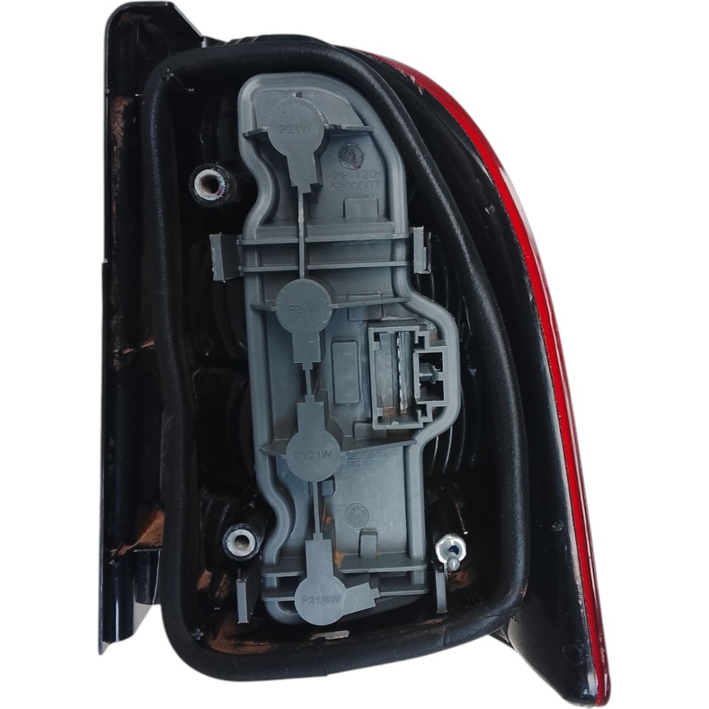 Lanterna Traseira Esquerda Fiat Strada 2004 2010 Esquerdo/motorista Transparente 3