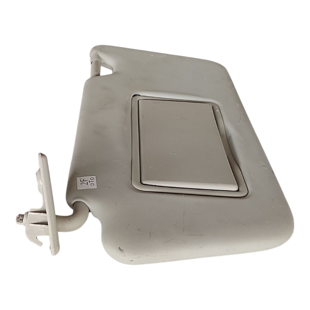 Quebra sol dianteiro Nissan Versa 2013 2016 L E 5