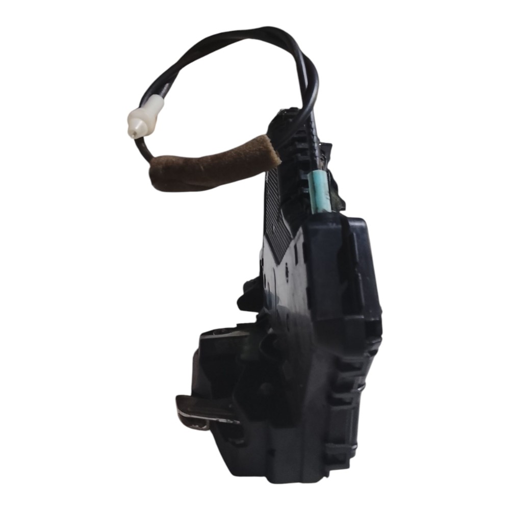 Fechadura  porta Volkswagen polo sedan 2008 traseira direita 3