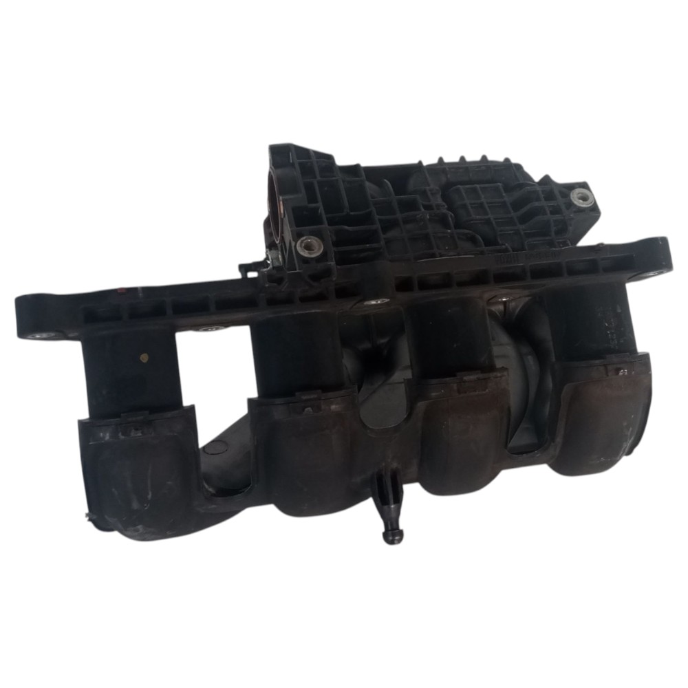 Coletor De Adm Nissan March 2014 13