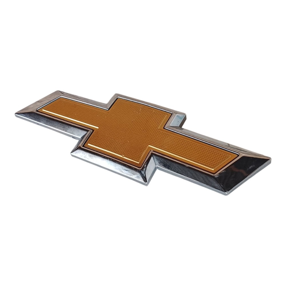 Emblema Tampa Traseira Chevrolet Onix 2020 2021 2022 2023 Dourado 2