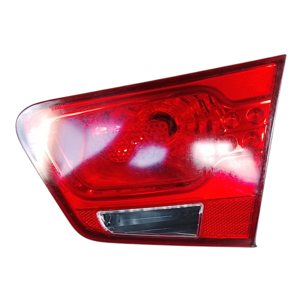 Laterna Traseira Direita Kia Cerato 2009 2013 Direito/passageiro Vermelho 5