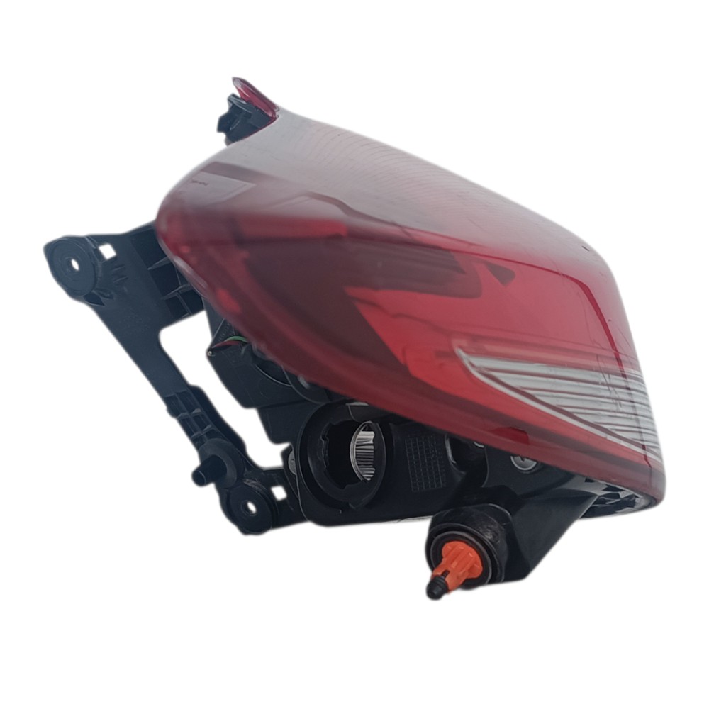 Lanterna Traseira Esquerda Chevrolet Tracker 2023 2024 Esquerdo/motorista Vermelha 3