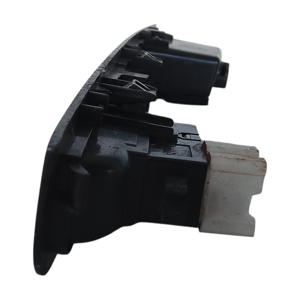 Botão Vidro Elétrico Traseiro Esquerdo Nissan Livina 08/15 4