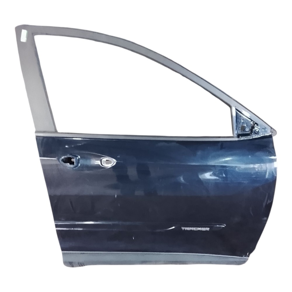 Porta Dianteira Direito Chevrolet Tracker 2021 2022 2023 Dianteira Direito Tem Que Pintar