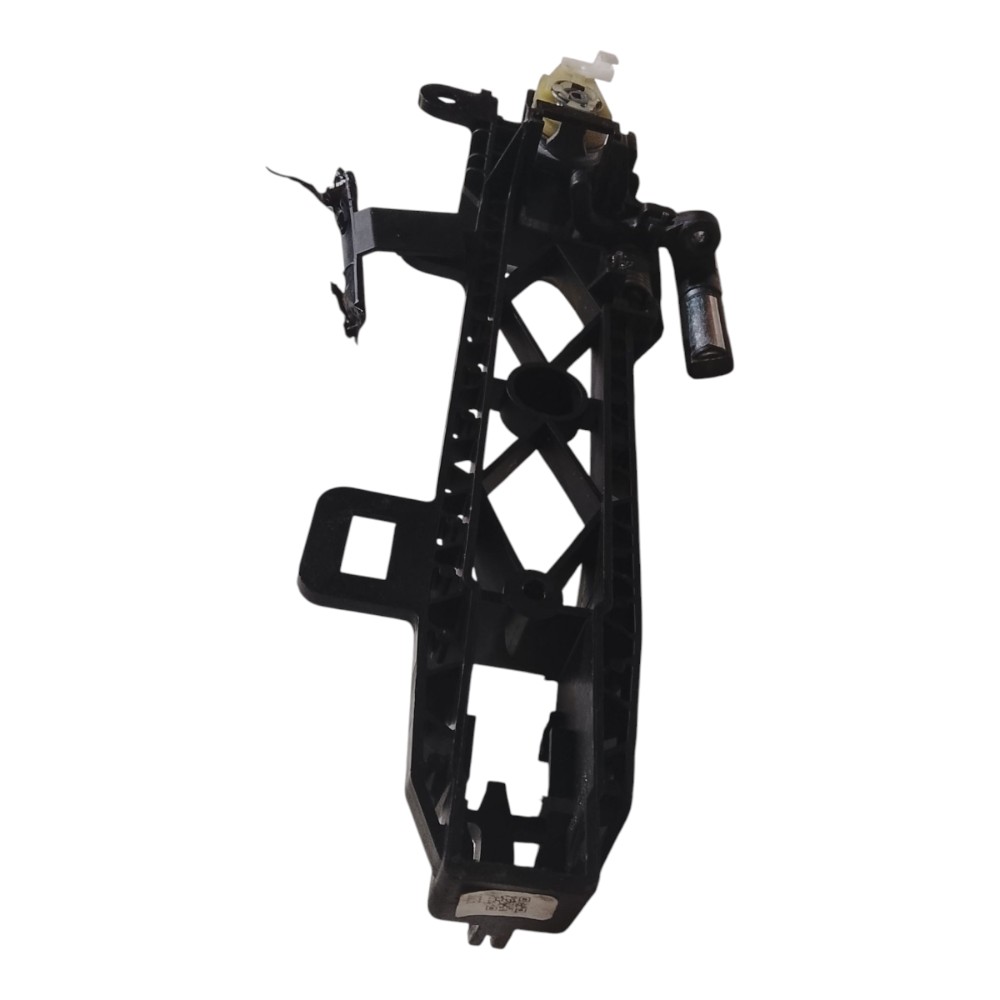 Suporte Maçaneta Dianteira Esquerda Tracker 2021 2022 2023 Preto 9