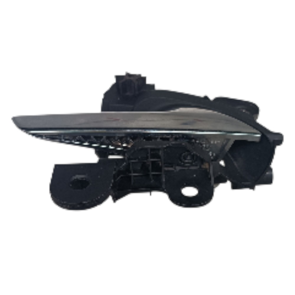 Maçaneta Interna Dianteira Direita Gm Tracker 2023 2024 Cromado Dianteira 2