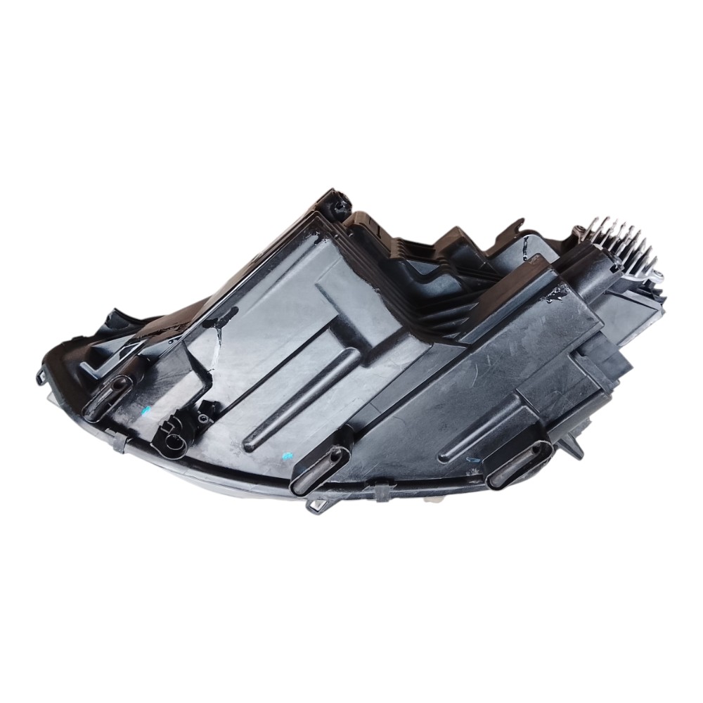 Farol dianteiro Volkswagen Nivus 2021 1