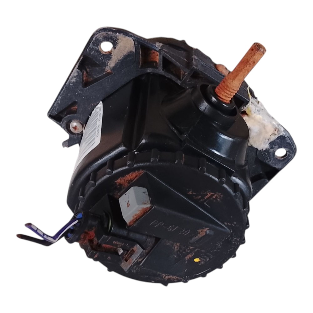 Farol milha fiat strada 2008 L E 3