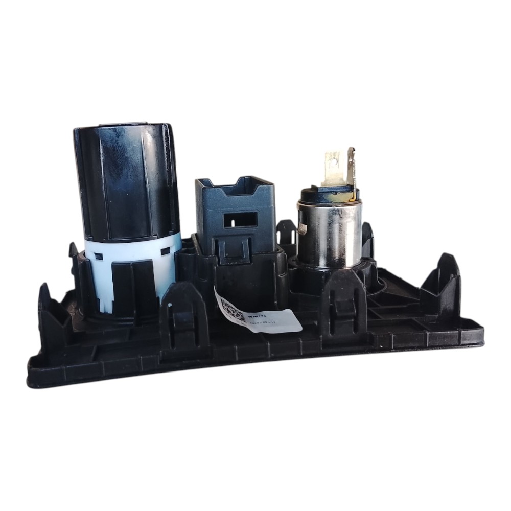 Entrada Carregador Acendedor Hyundai Hb20 12v 2020 2024 Preto 2