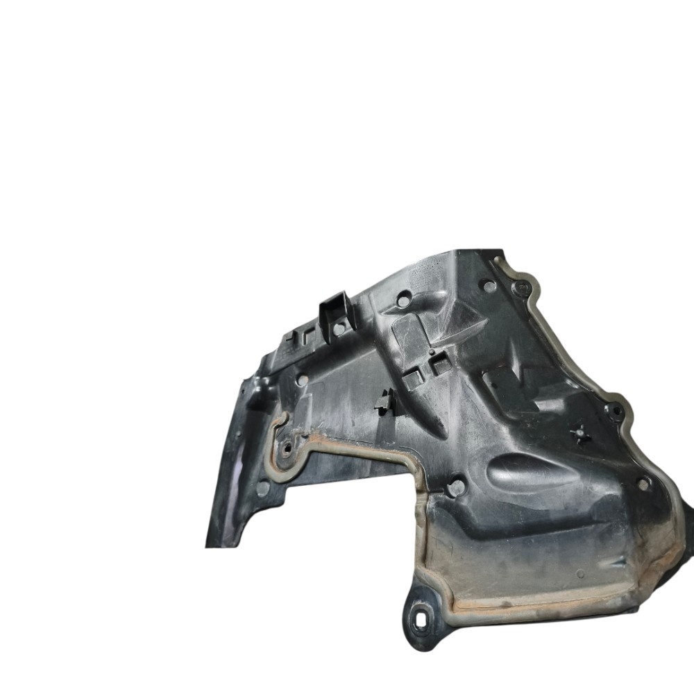 Divisório Motor Dianteiro Direito Mercedes C300 2020 2023 Preto 3