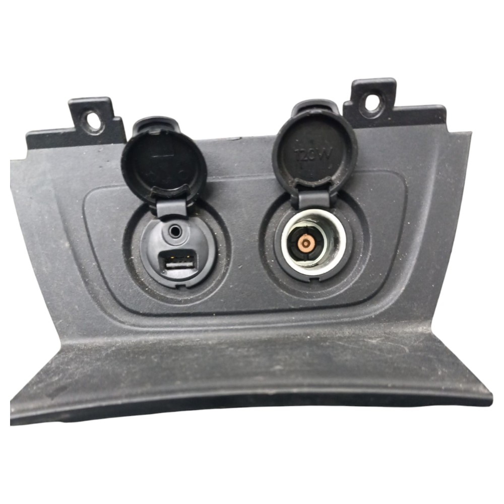 Acabamento Usb Tomada 12v Citroen C4 Laung 2014