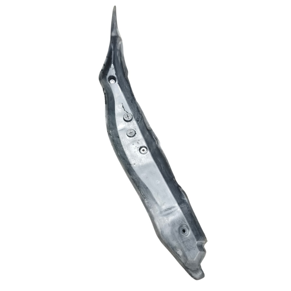 Tampa F E Para-lama Mercedes C W205 2021 2023 2