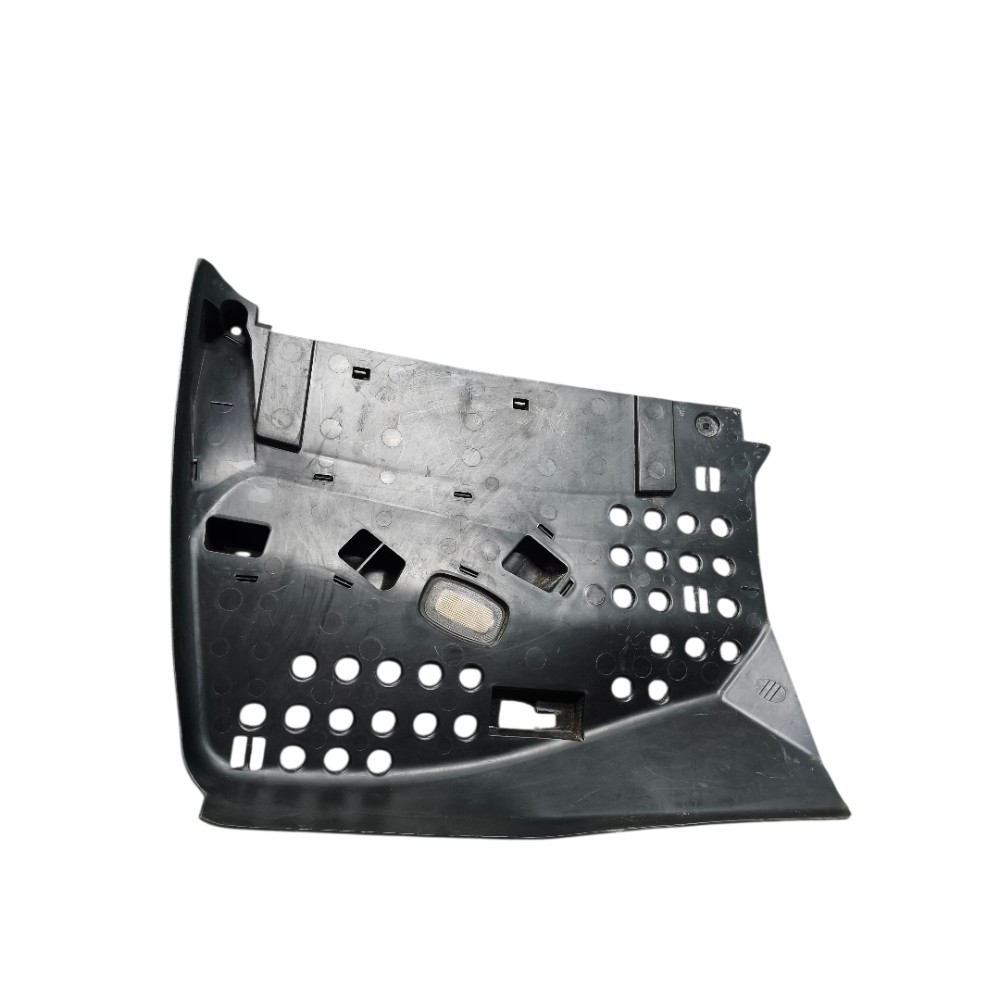 Painel Cobertura Inferior E Mercedes C300 2019 2021 Preto