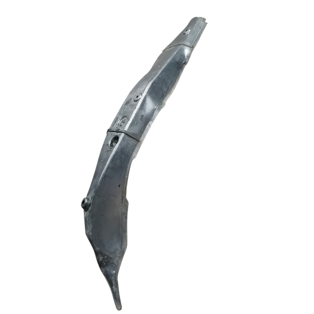 Tampa F E Para-lama Mercedes C W205 2021 2023 4