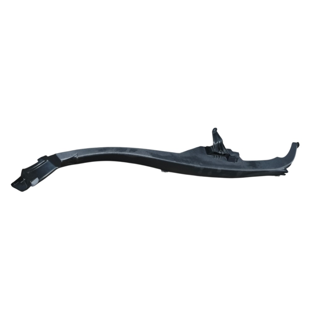 Moldura Lateral Traseira Esquerda Mercedes C180 2017 2020 Preto 2