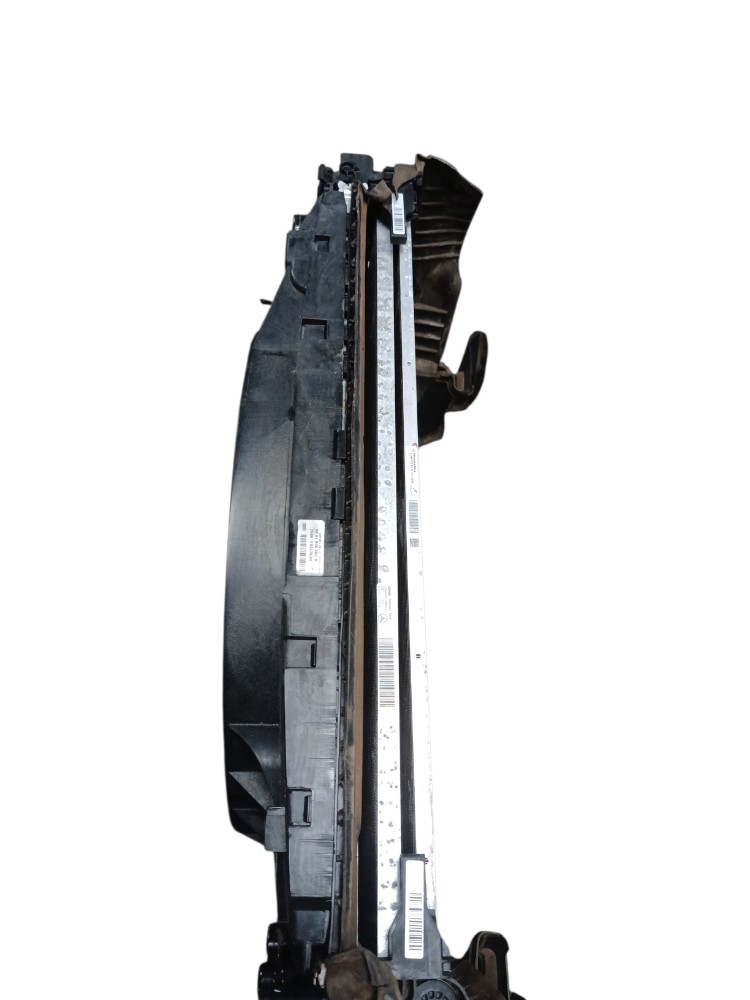 Kit radiador completo Mercedes BENZ C200 2020 2021 2022 5