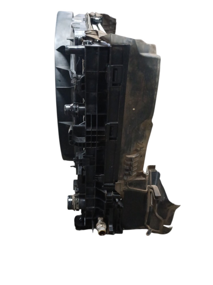 Kit radiador completo Mercedes BENZ C200 2020 2021 2022 4