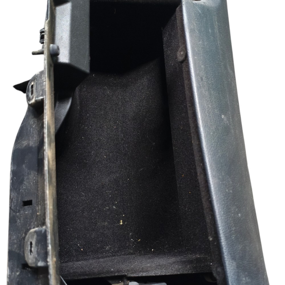 Porta Luvas Mercedes C180 2018 2021 3
