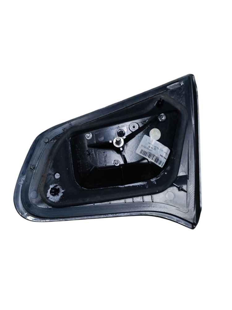 Lanterna da tampa traseira esquerd Citroen C3 2016 3