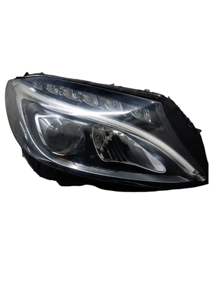 Farol Direit Com Led Com Detalhes Mercedes W205 S205