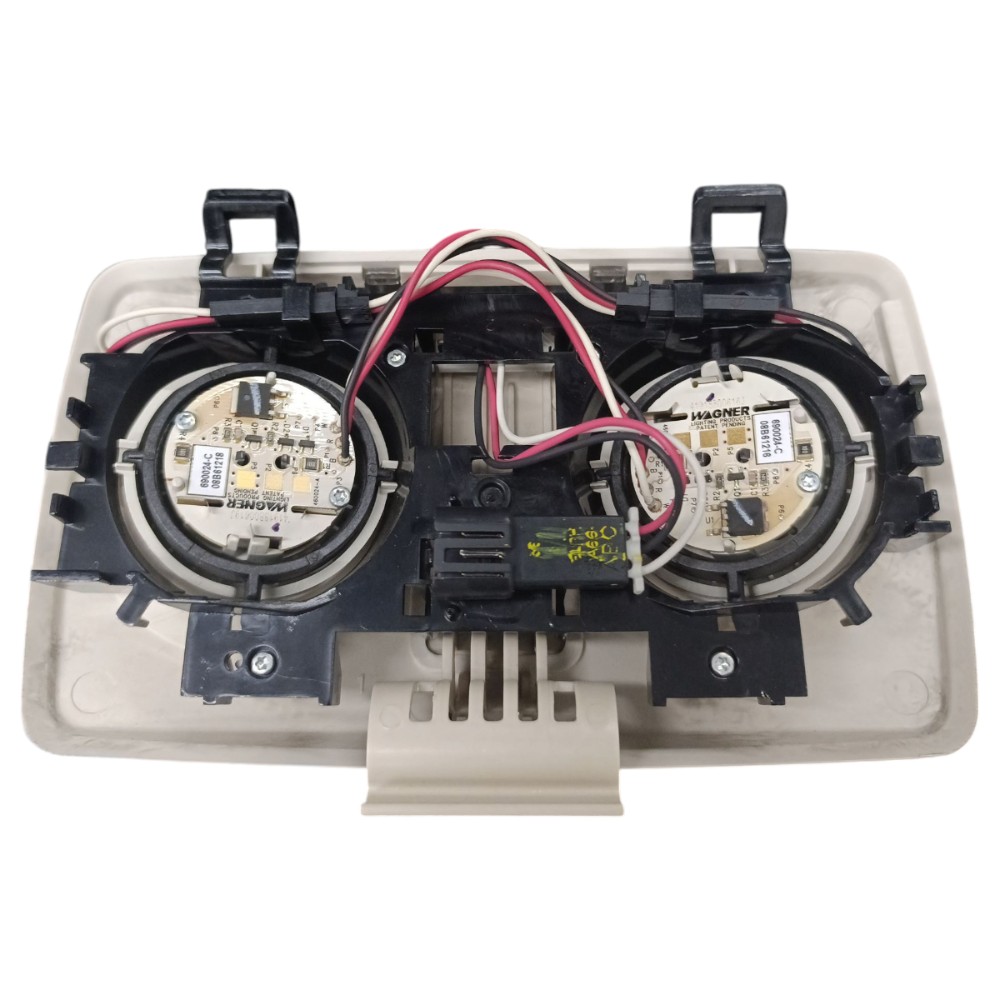 Luz de teto de salão central traseiro cortesia FREEEMONT Dodge Journey 08 A 18 4