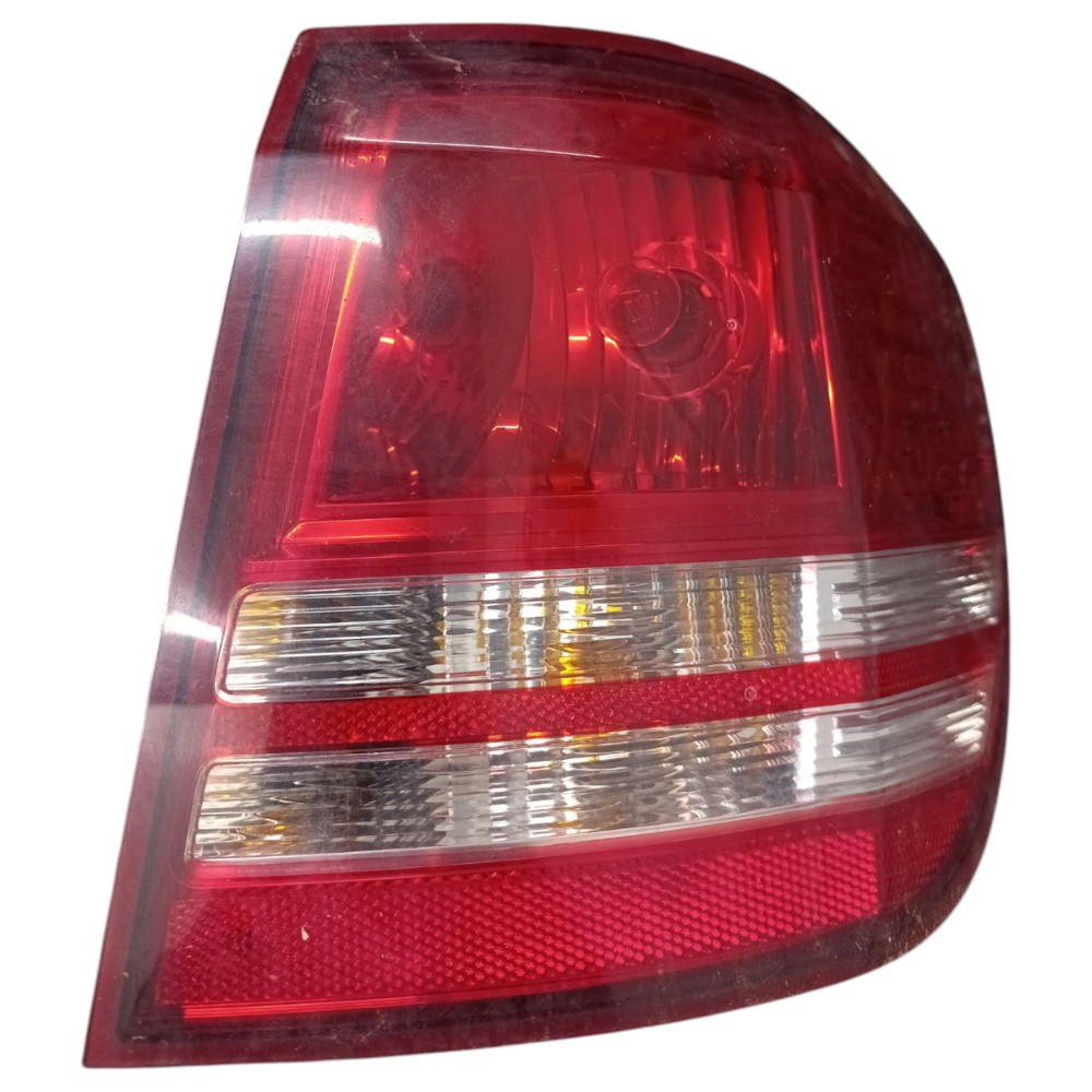 Lanterna traseira direit Dodge journey 2.6 v6 2009 a 2014 2