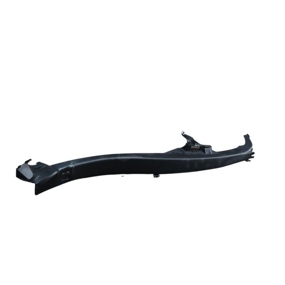 Moldura Lateral Traseira Esquerda Mercedes C180 2017 2020 Preto 3