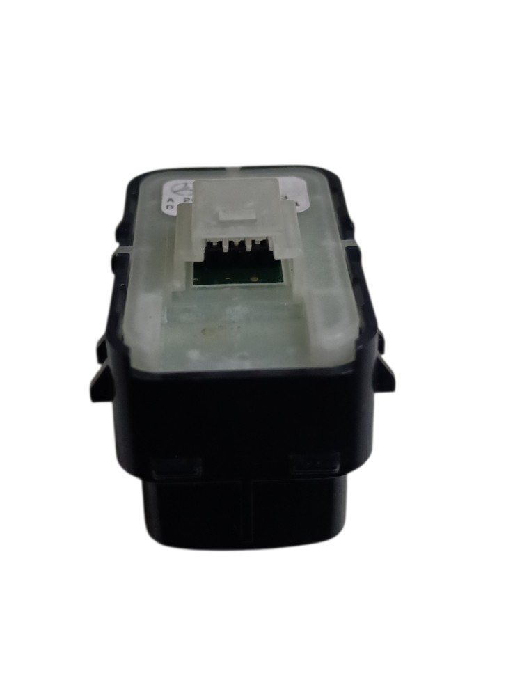 Interruptor Dianteiro Direit Mercedes C200 2015 3