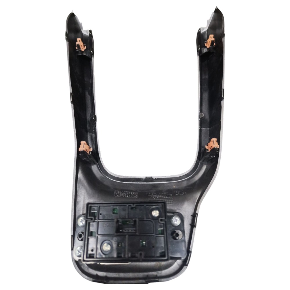 Acabamento Console central Suzuki Vitara 2021 4