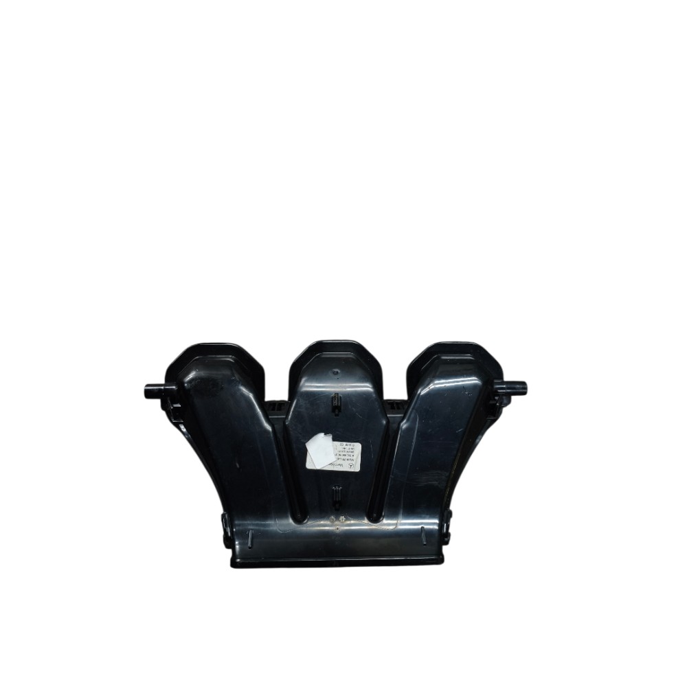Duto difusor ar central Mercedes C180 2016 2018