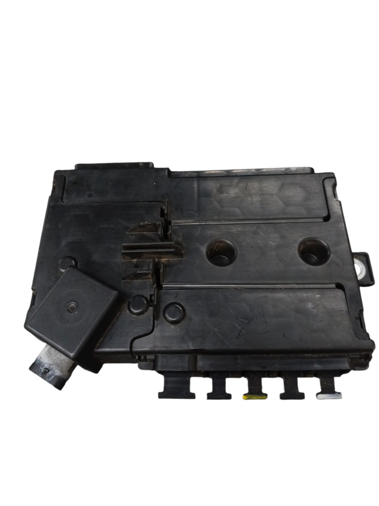 Caixa Fusível Bateria Mercedes Benz C200 2020 2021 2022 4